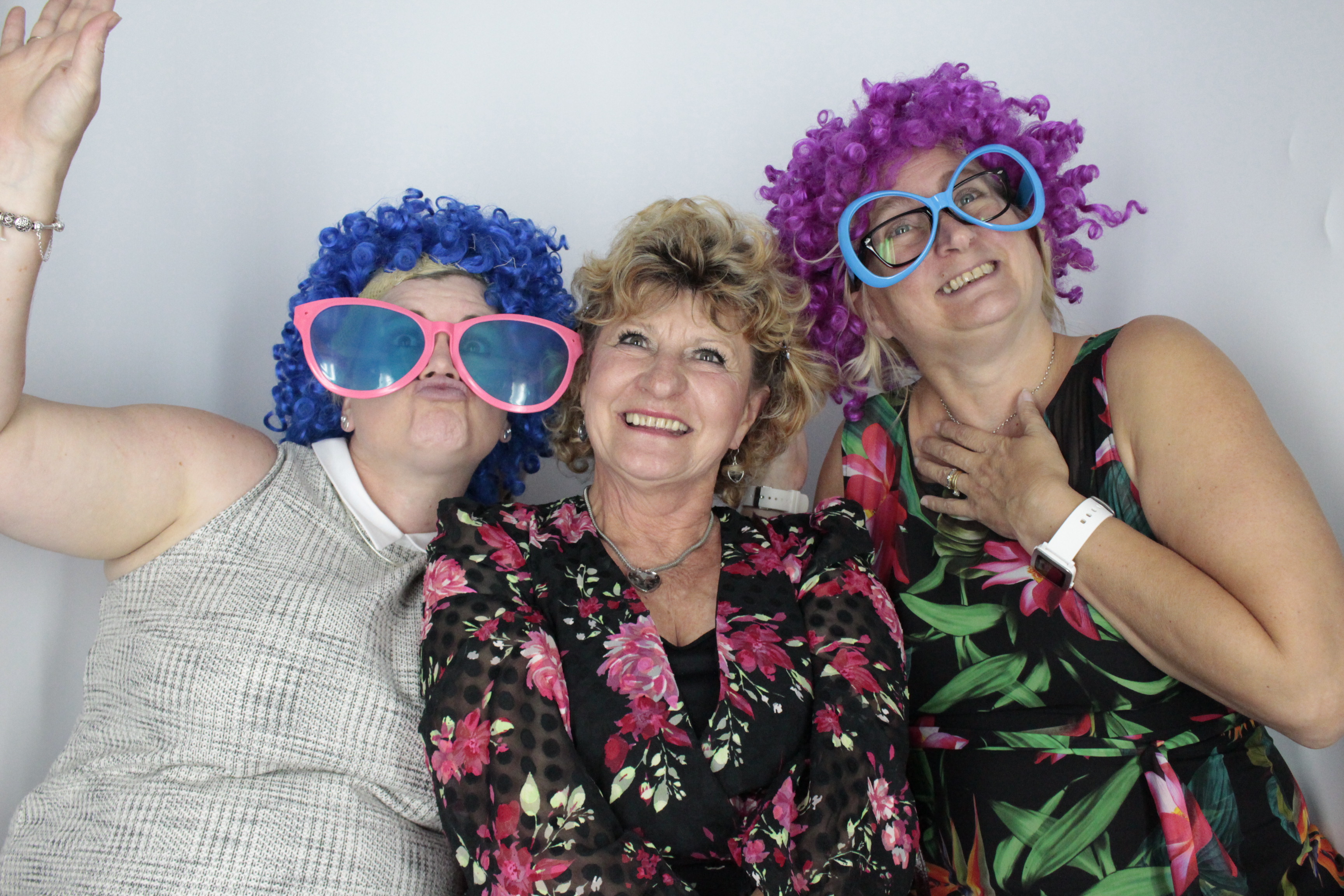 Emma & Karl's Wedding | View more photos from the event at gallery.myphotoboothexperience.co.uk/u/MyPhotoBoothExperienceLtd/Emma-Karls-Wedding